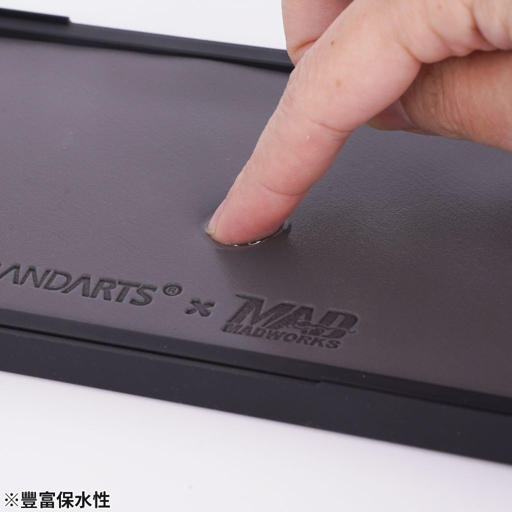 tw-11134207-820li-mo4v9g5f05qg8e
