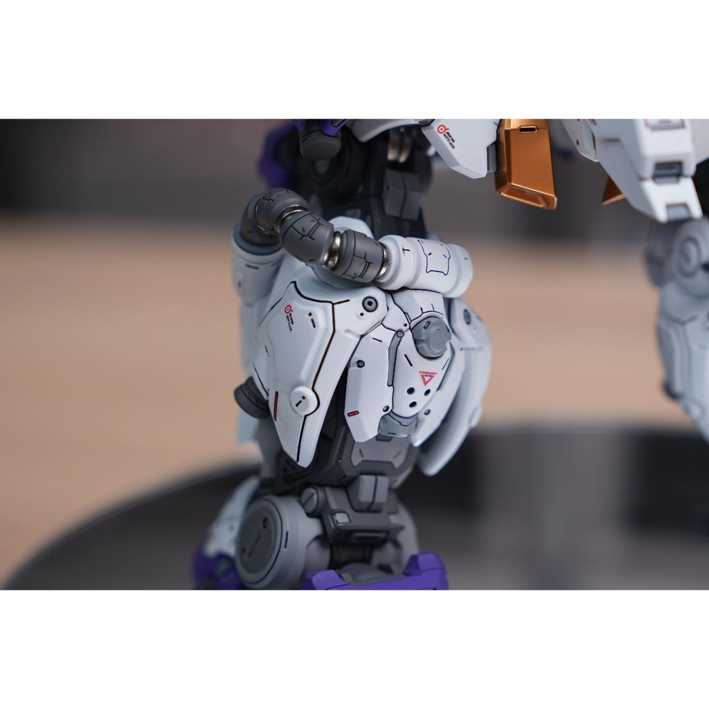 tw-11134207-820l4-mkc9h3j5shds9f