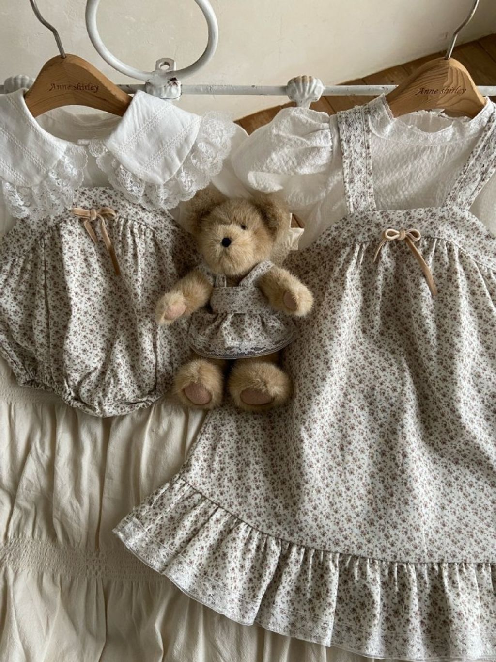 1773086366_1288773655