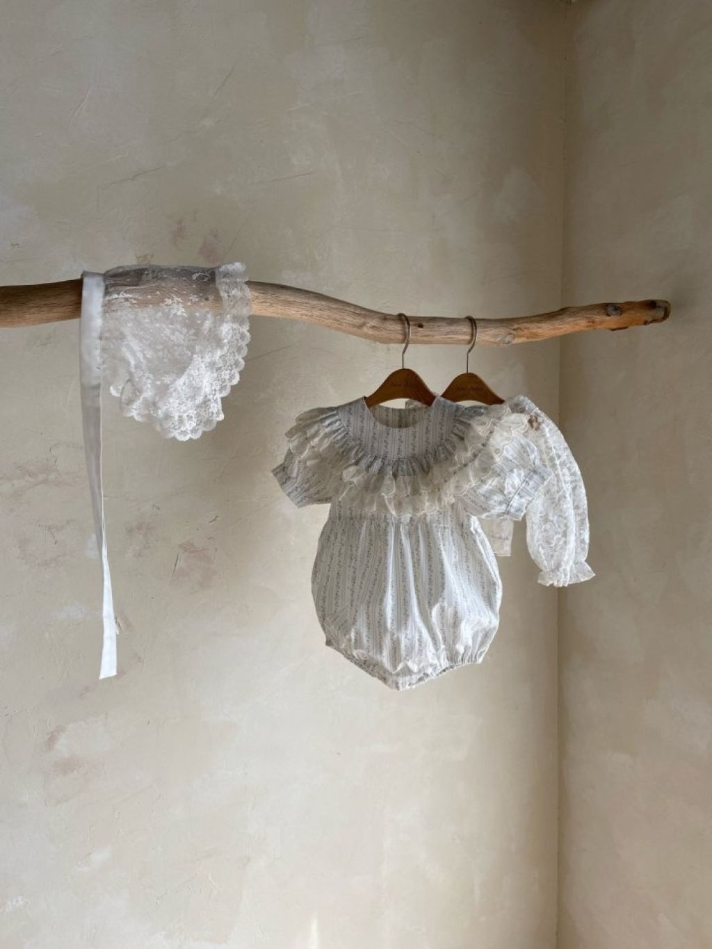 1773085132_2463347624