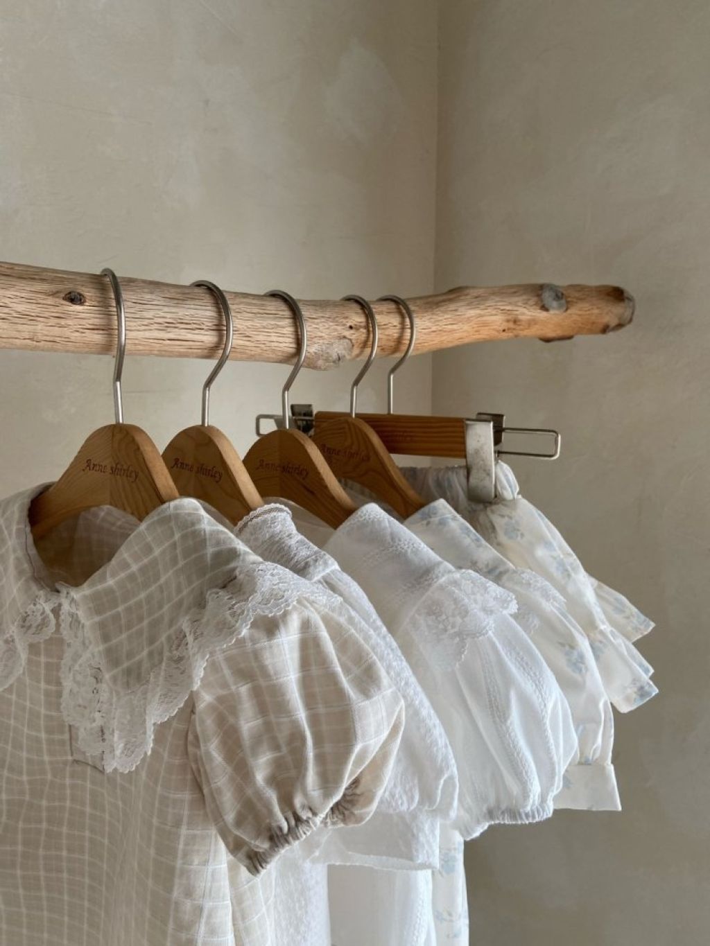 1773084427_2305544319