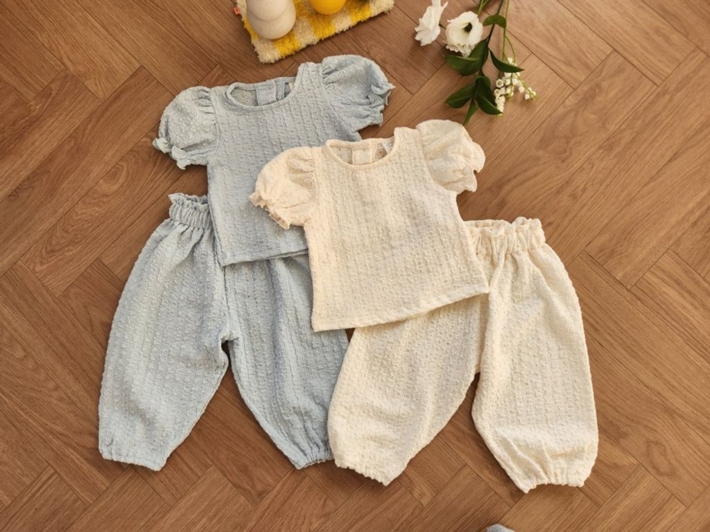 1774512570_3400993983