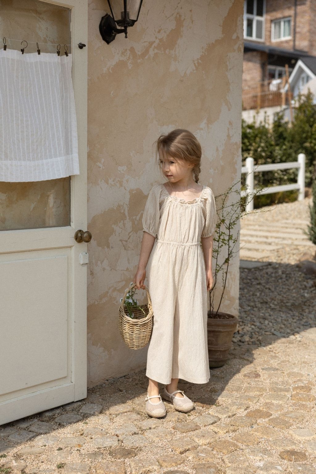 1774925454_3860015431