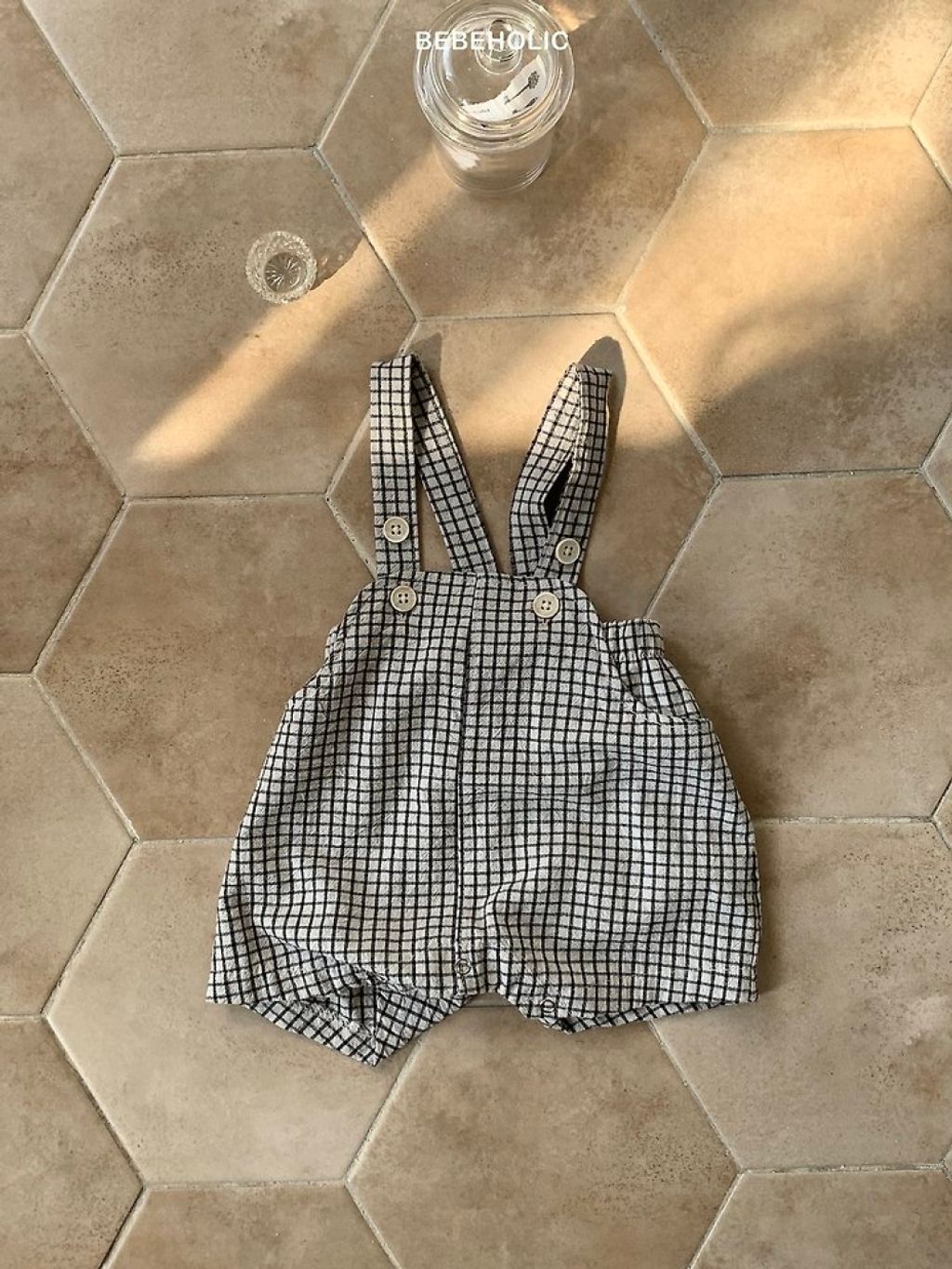 1775082753_2131381168