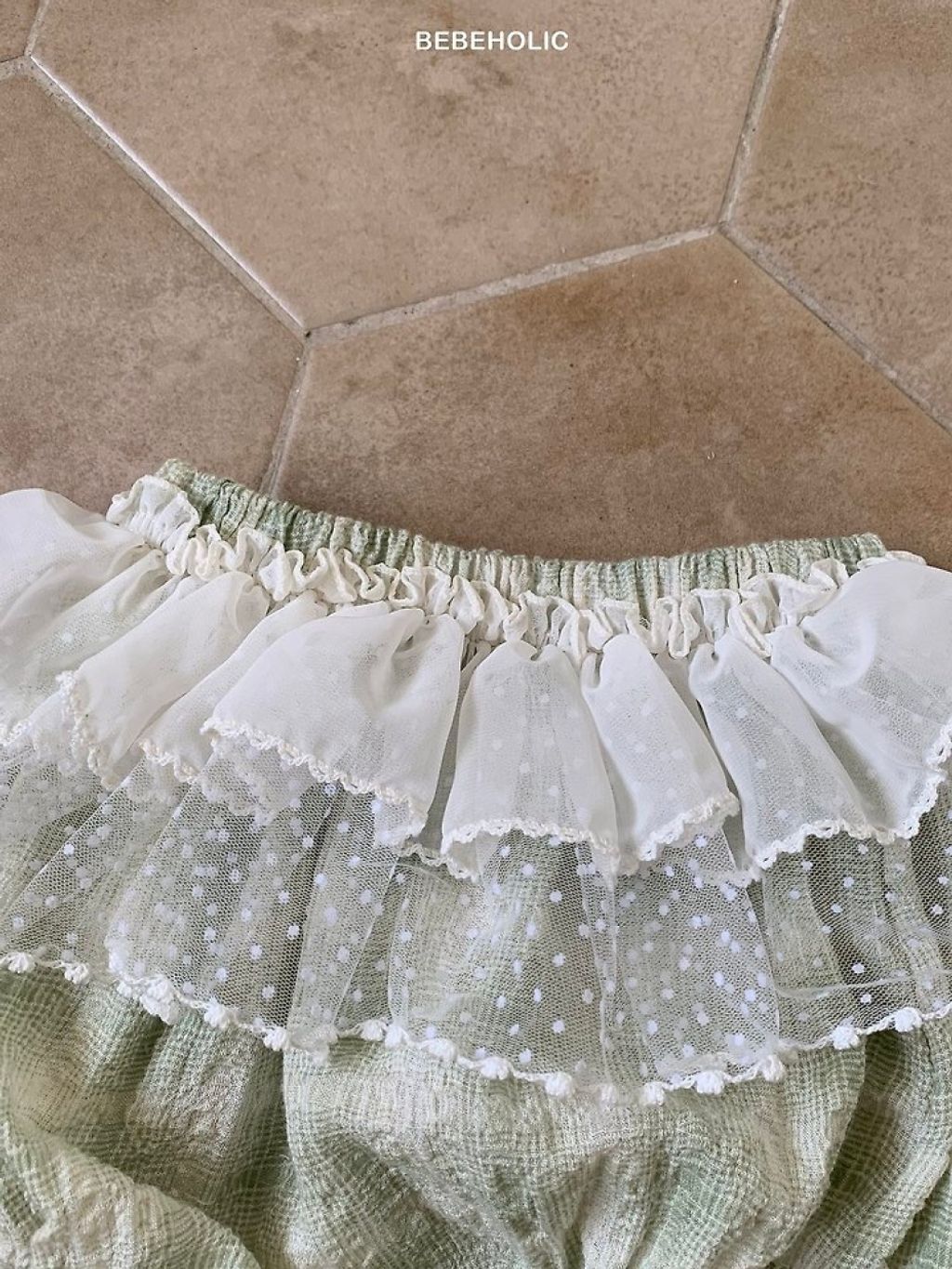 1775082477_2669372247