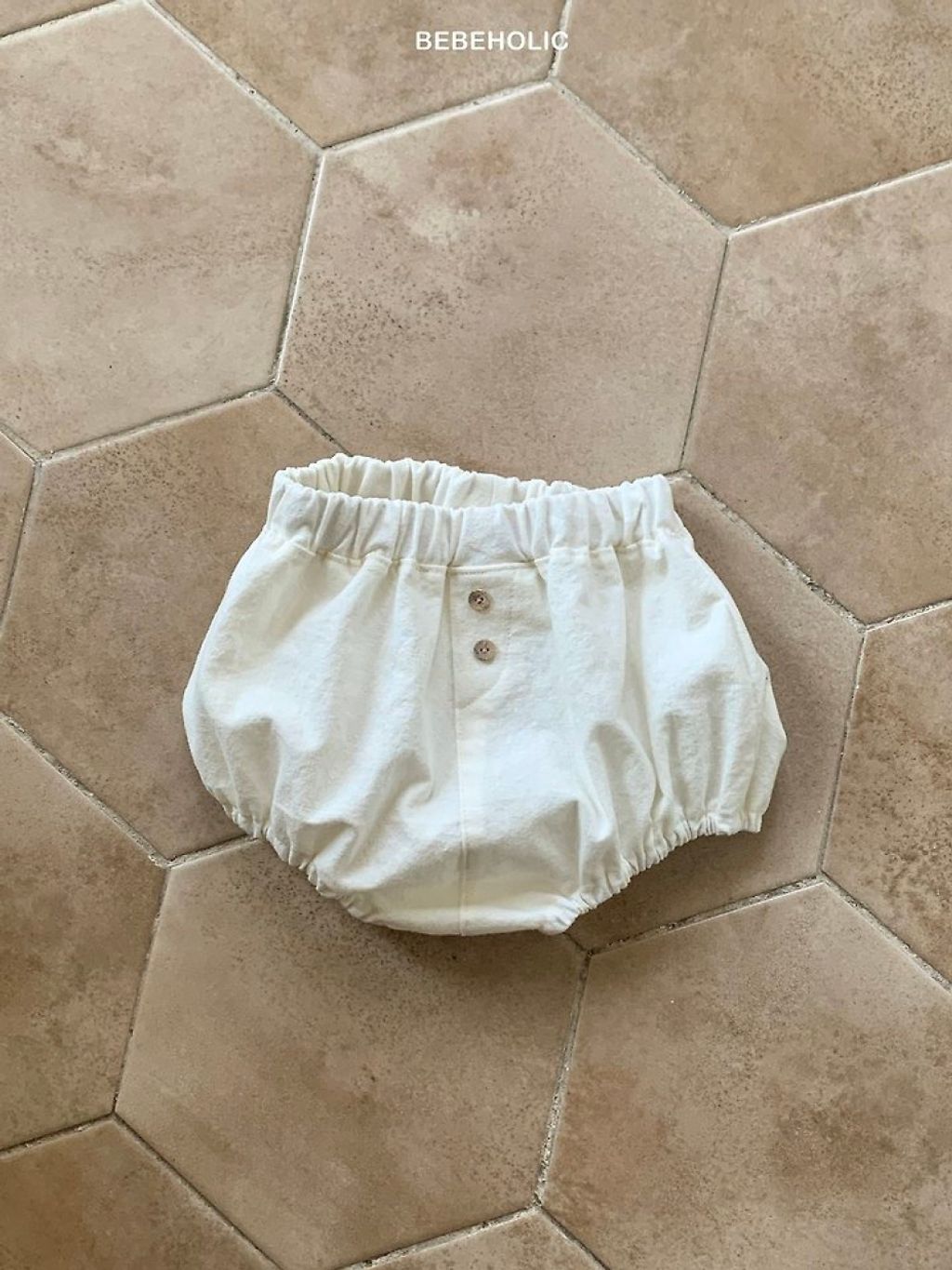 1775082360_4042571062