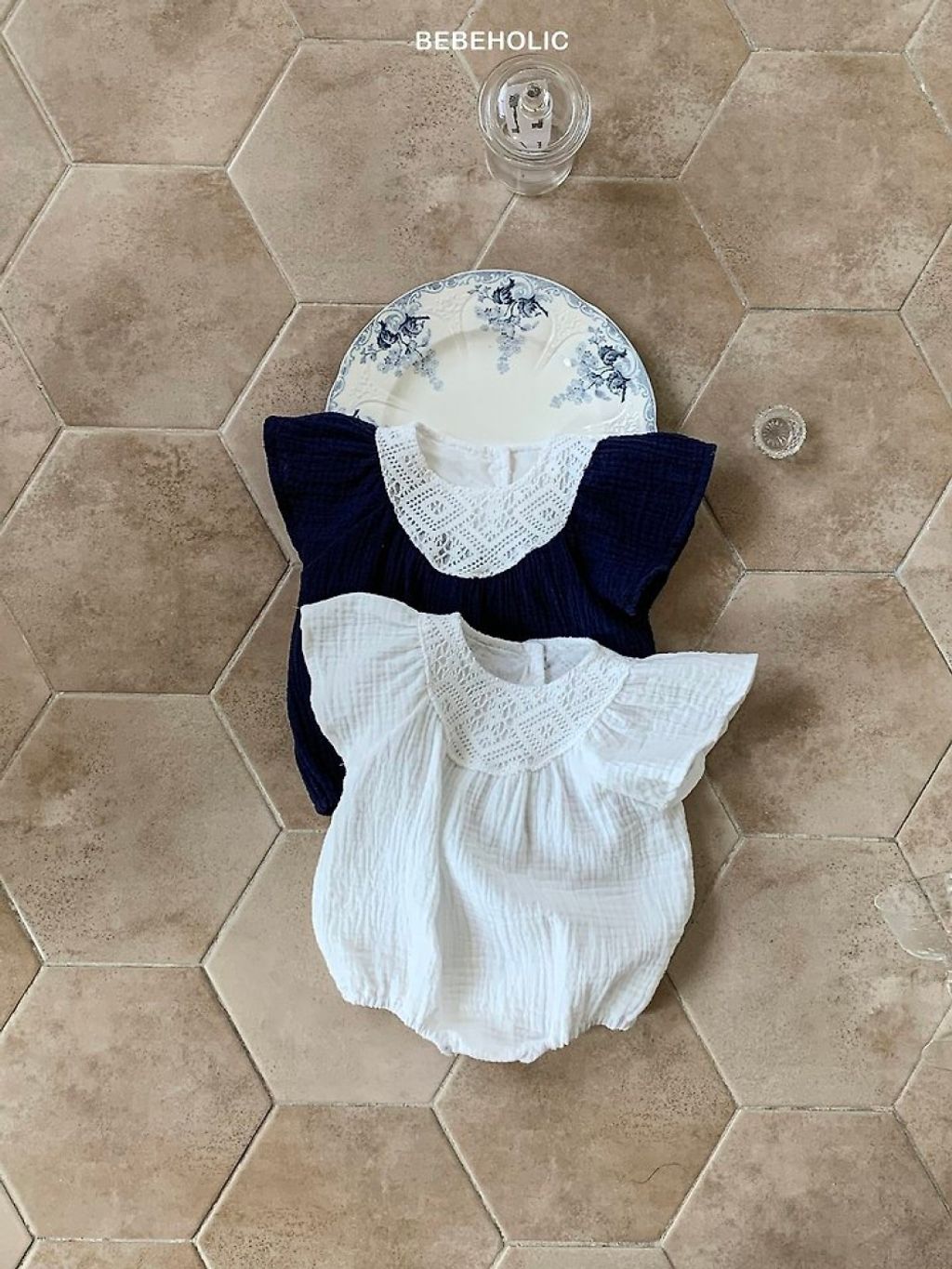 1775081240_6155268316