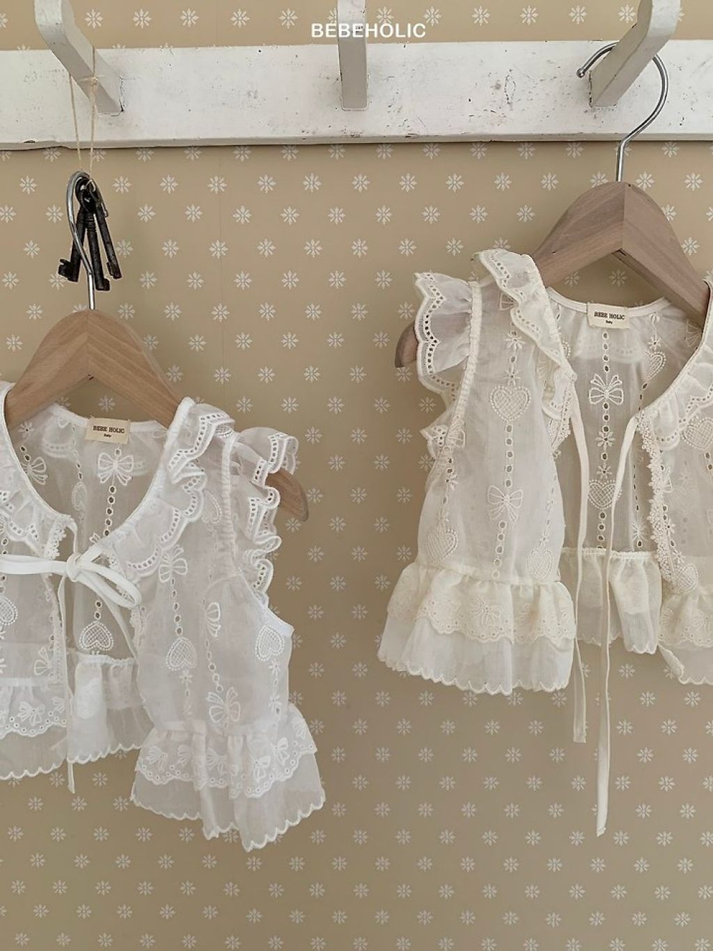 1775077975_3390403238