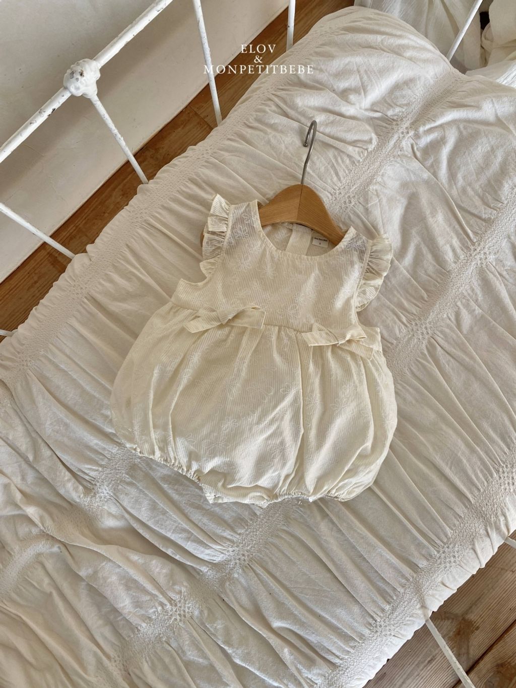 1775110487_3537657428