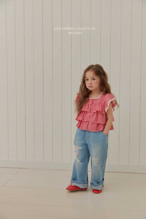 1774890685_7456500708