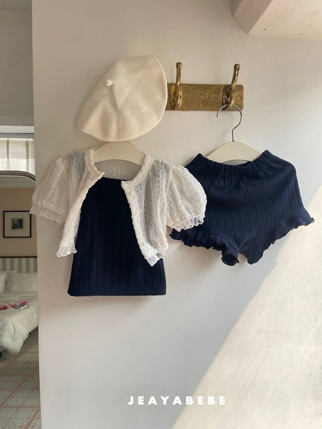 1775045760_8191398628