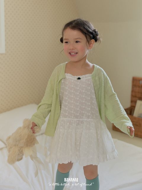 1776759217_1300375884