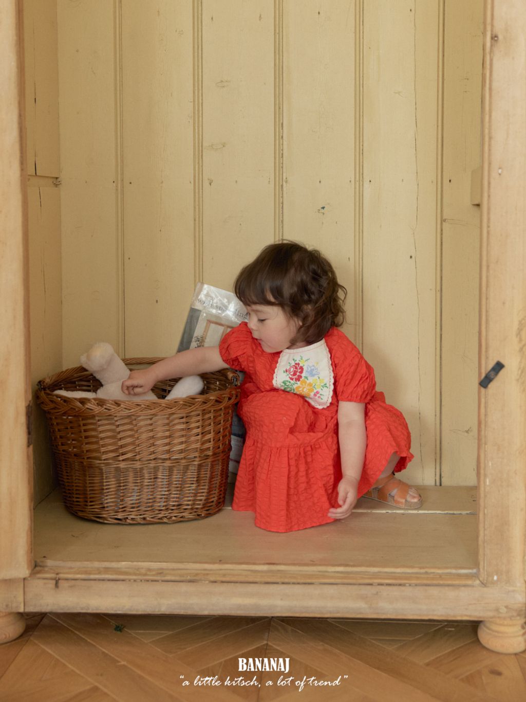 1776755633_2458602351