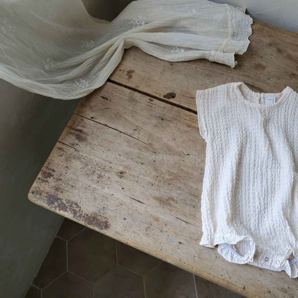 1717986348_3278874698