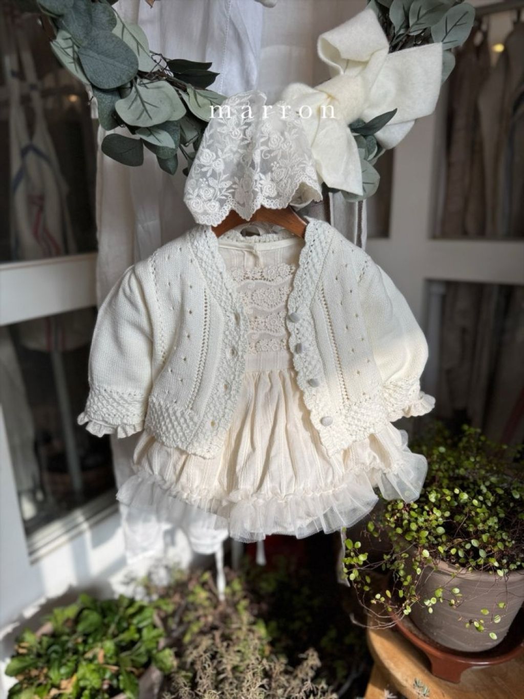 1737342010_5177654190