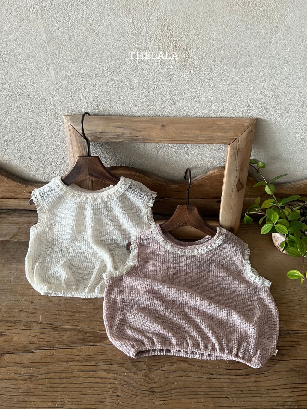 1743384330_1823233370