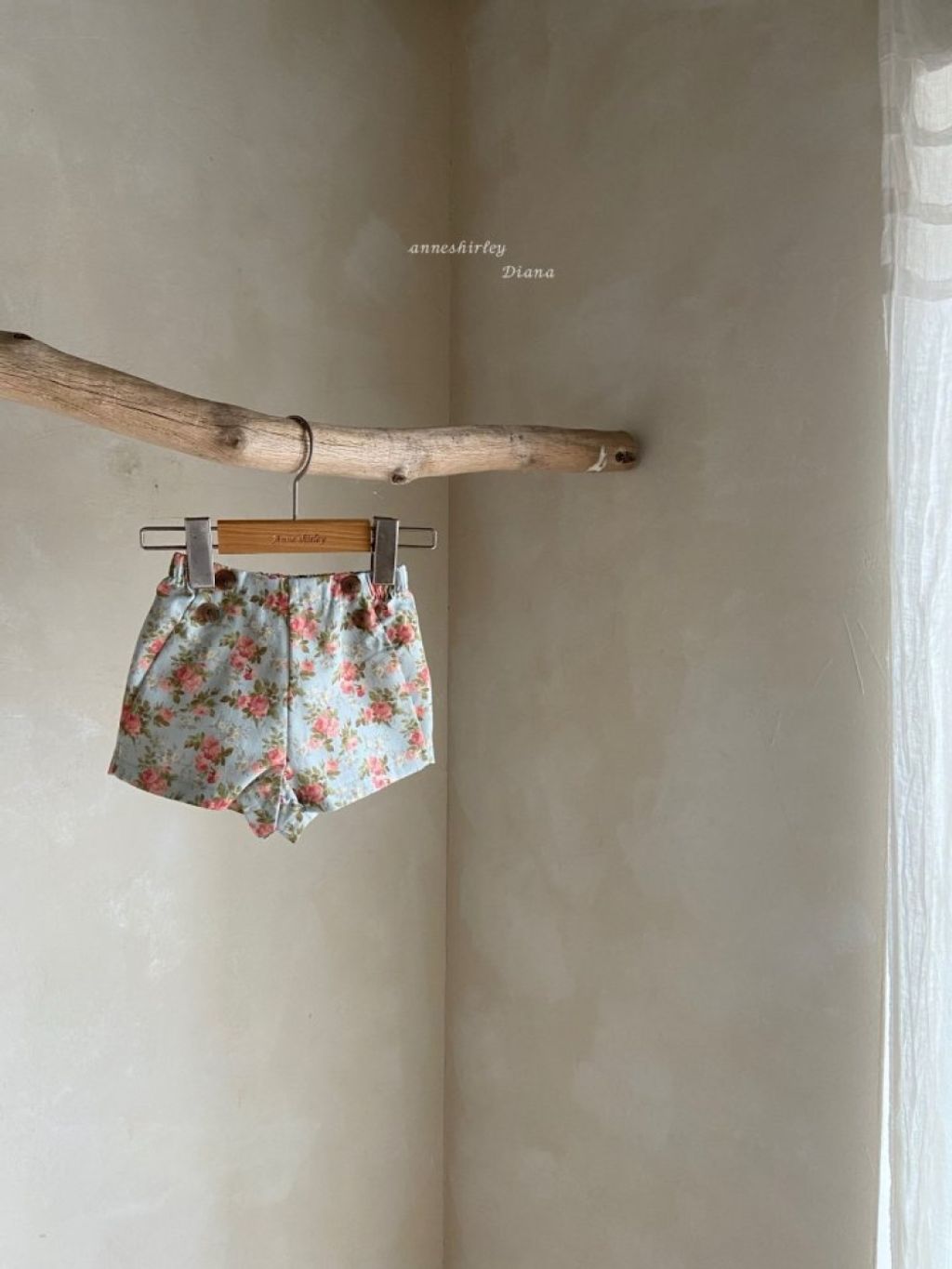 1767576655_8942638987