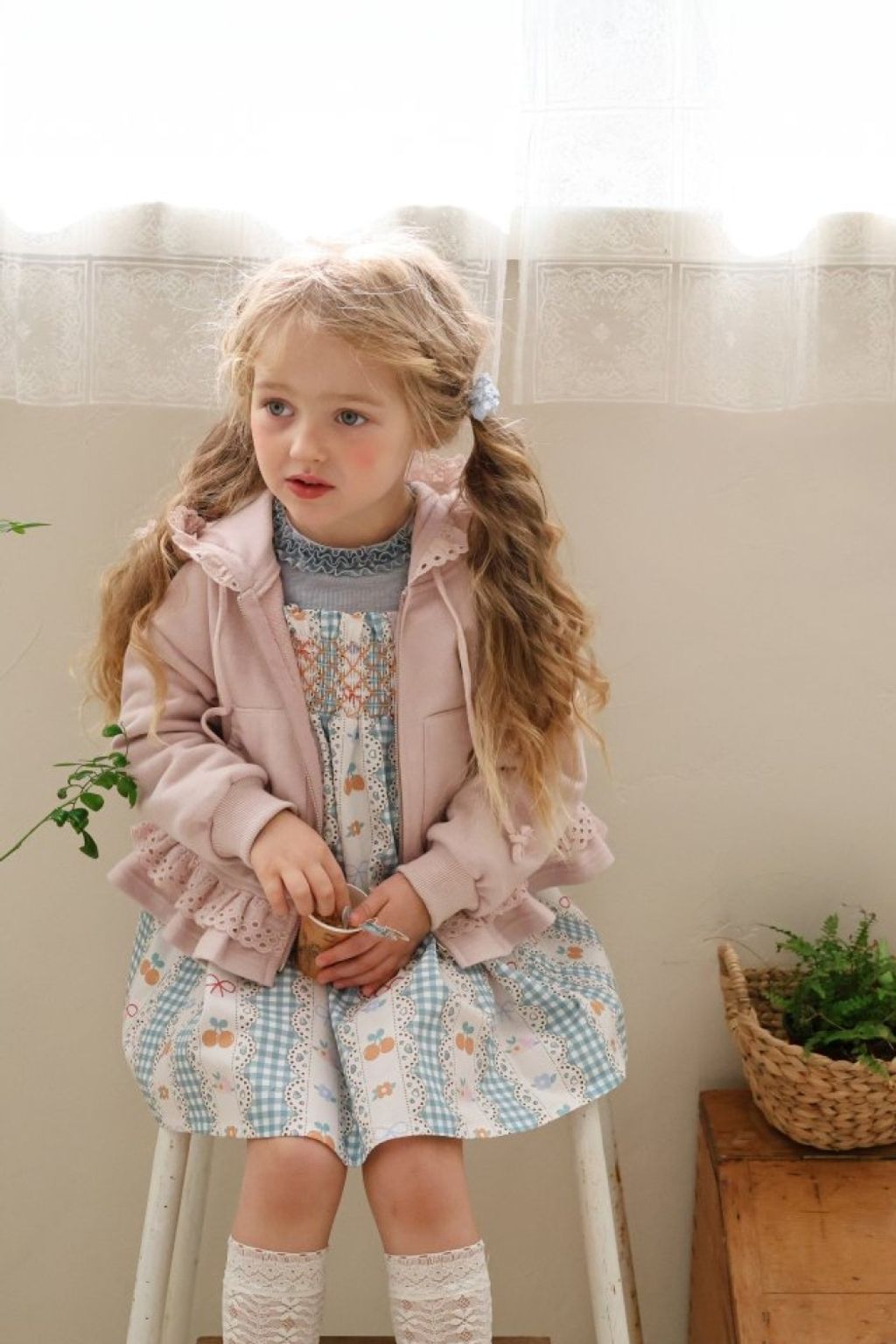 1768270552_8224840534