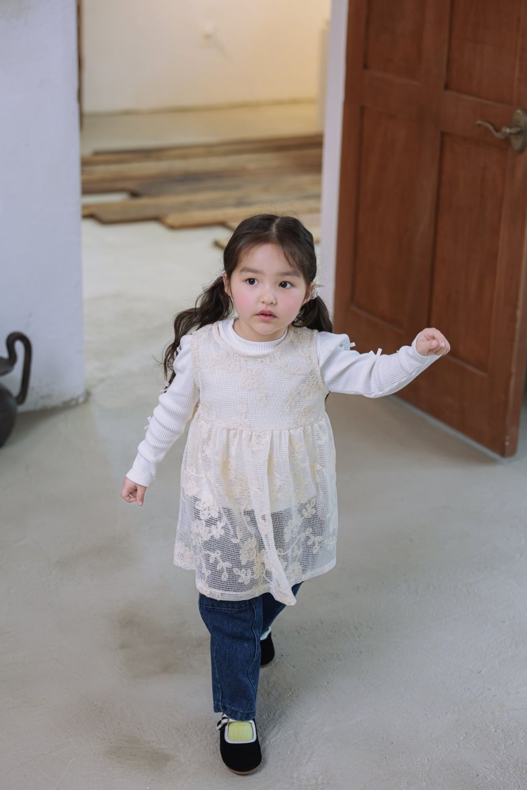 1768548636_4540672455