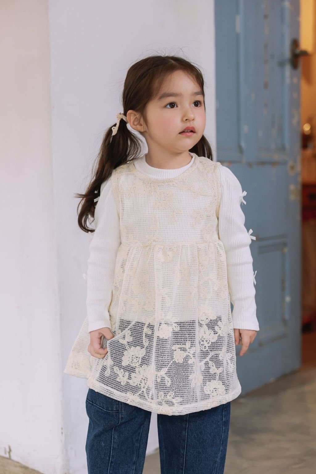 1768548556_2587366018