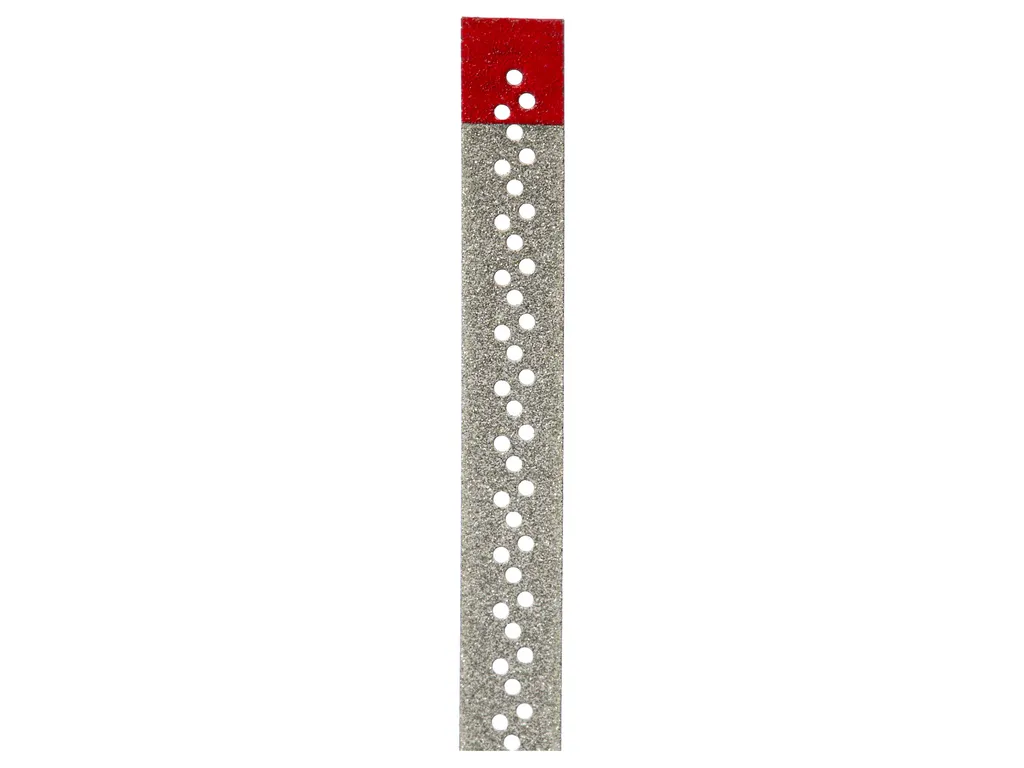 4672-Jiffy-Diamond-Strip-Perforated-Narrow-Fine-Red-close-up_FINISH