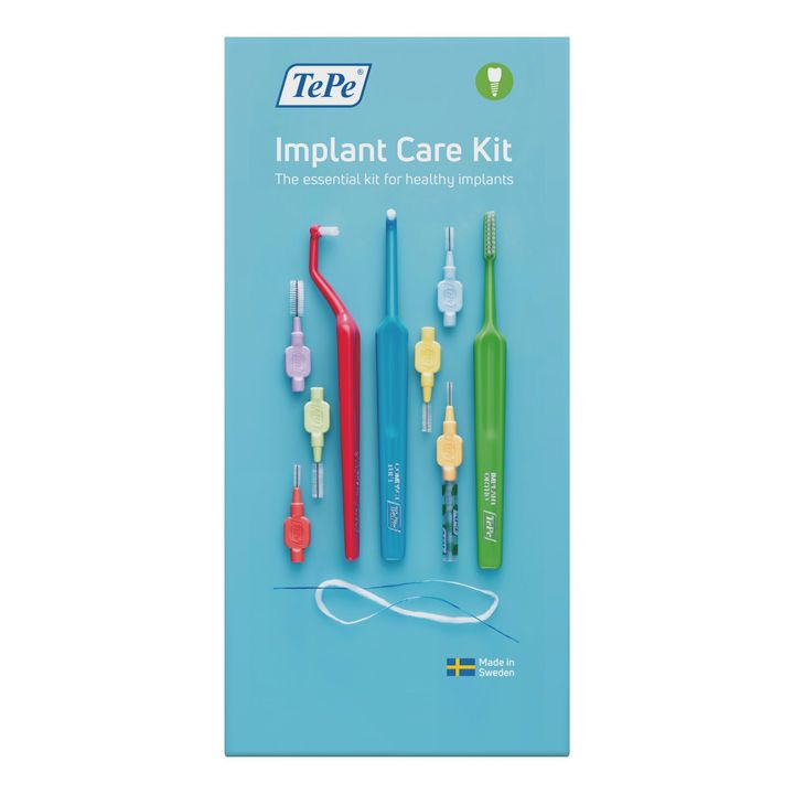 PA962687_implant_care_kit_front_10166_PIM-format 2000x2000_2166