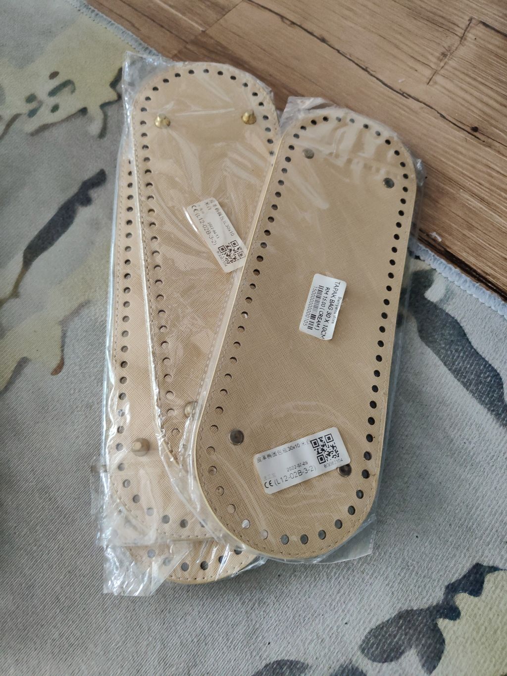 80976d5d-314d-4f44-95d0-0178a696df2f5424331424193008908