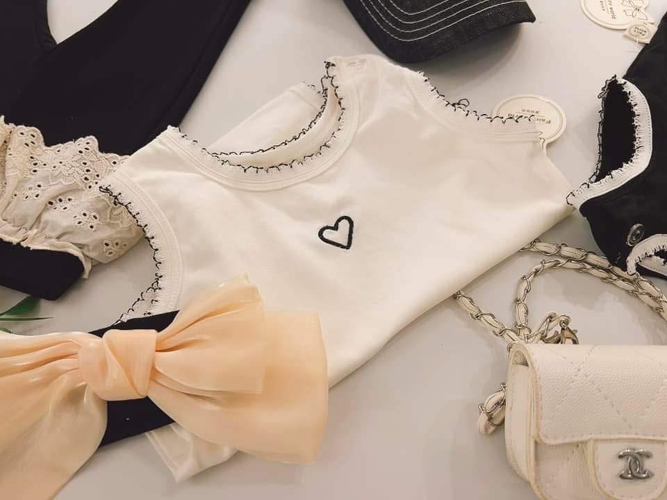 9B67A982-46EB-4903-A7C8-69E50AEC70CE