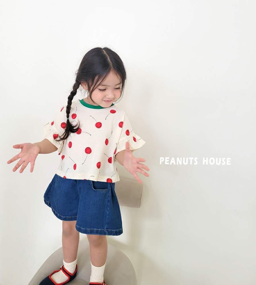 LINE_ALBUM_Peanuts_250408_134