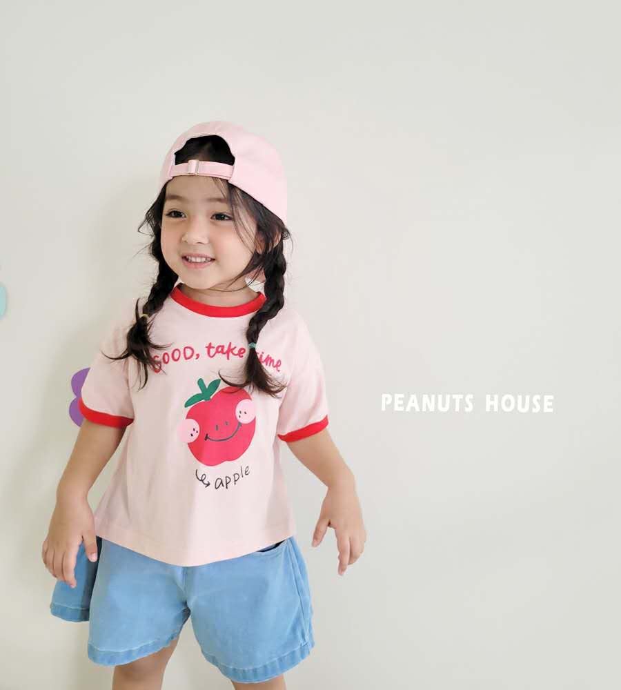 LINE_ALBUM_Peanuts_250408_117