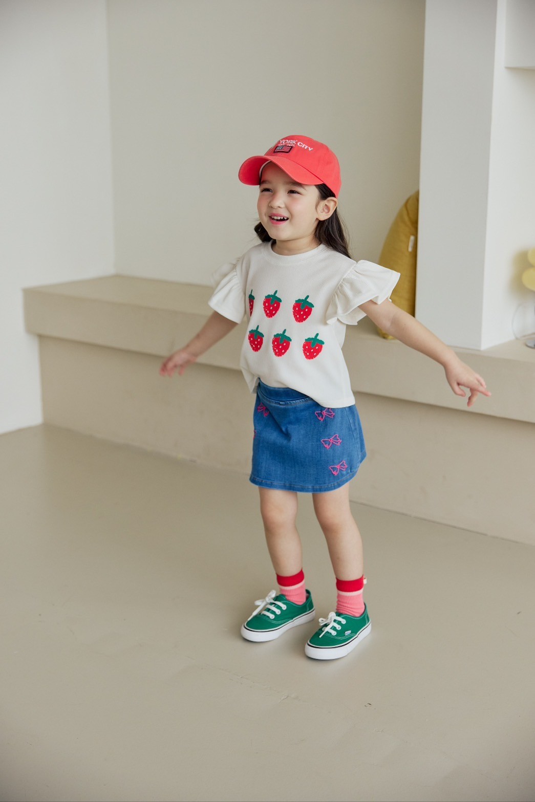 LINE_ALBUM_Orange_250327_393
