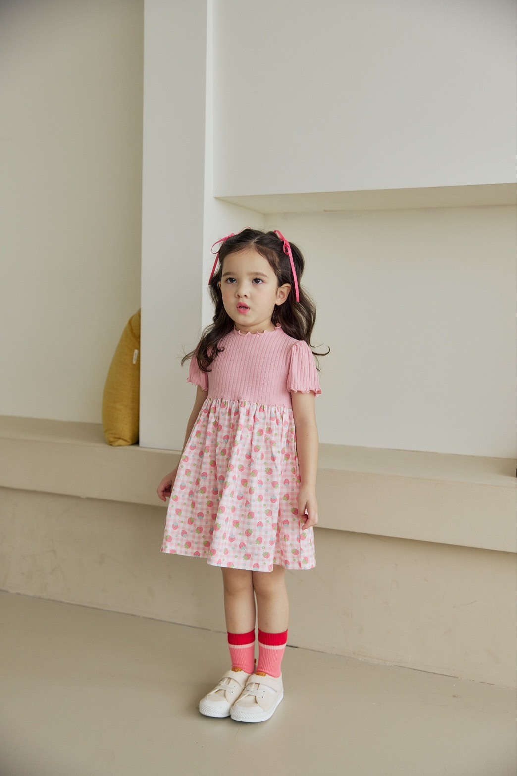 LINE_ALBUM_Orange_250327_352