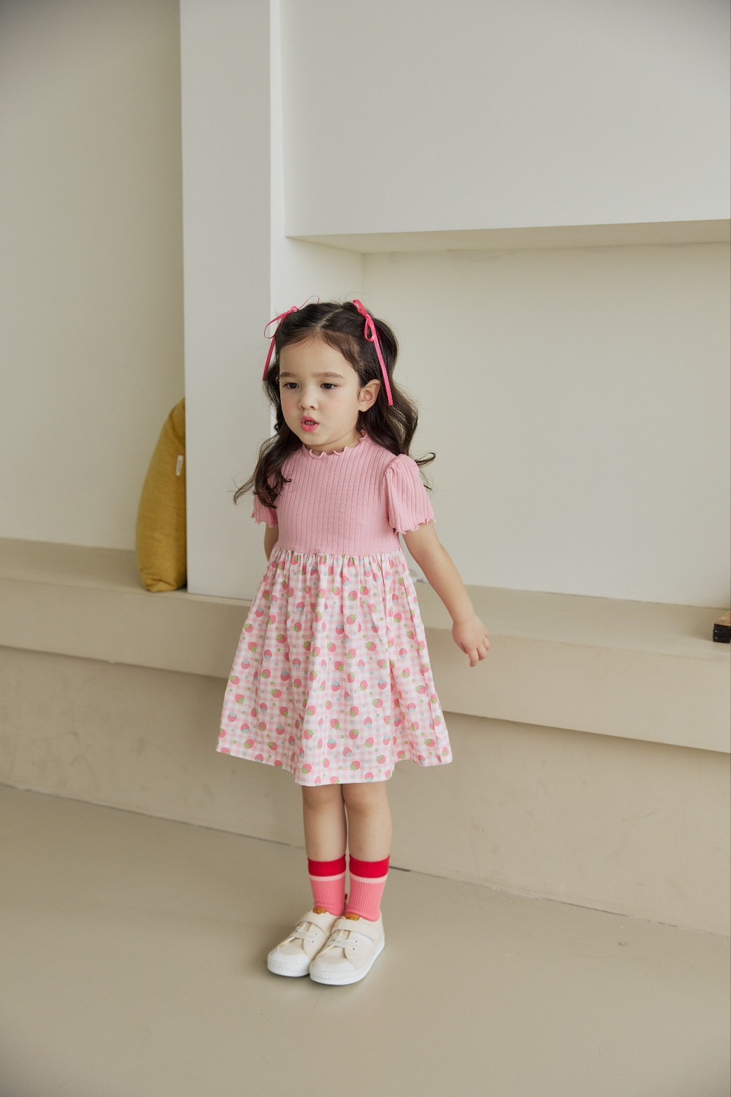 LINE_ALBUM_Orange_250327_353