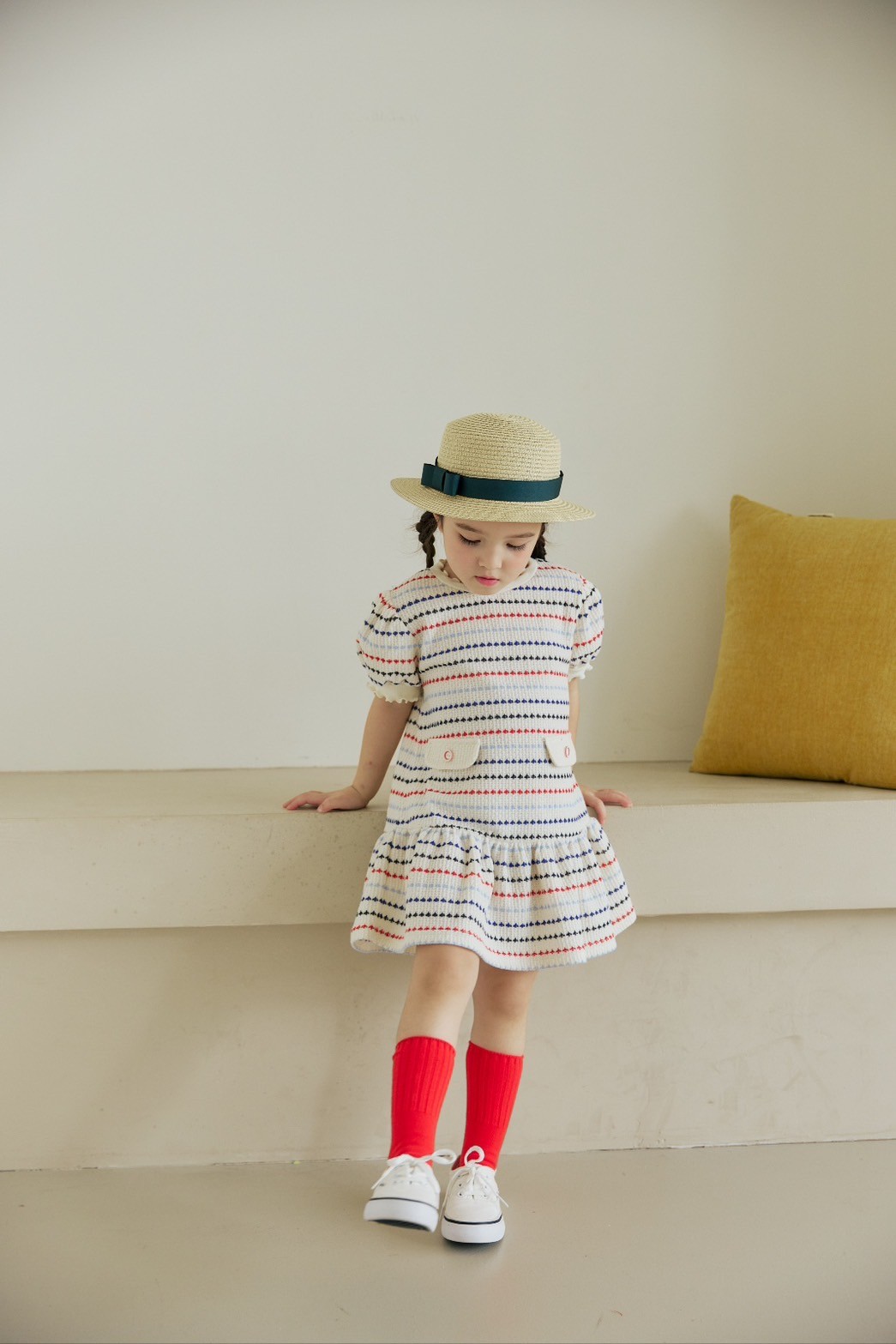 LINE_ALBUM_Orange_250327_348