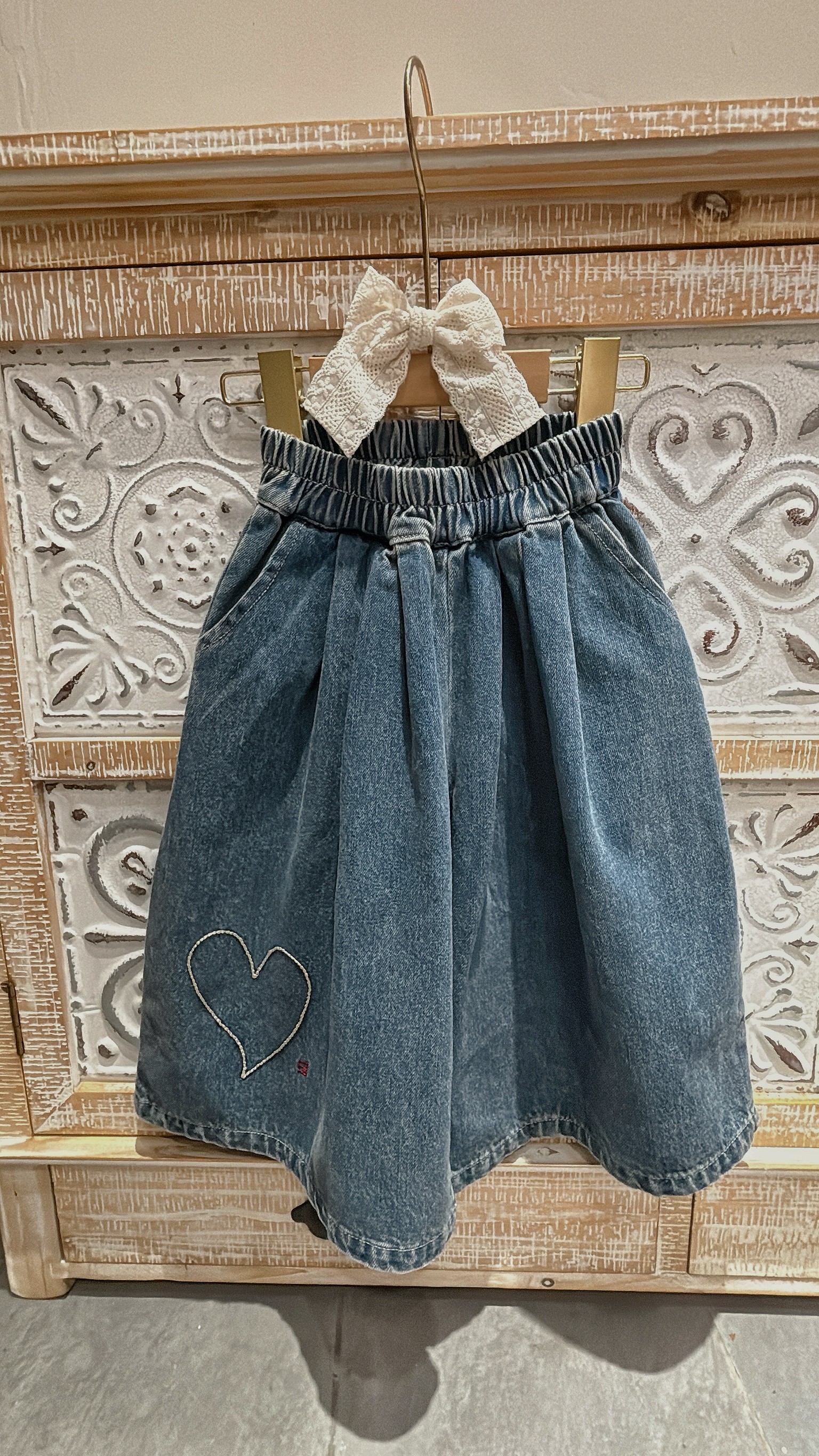 76042C93-5508-4779-8923-C60653067D79