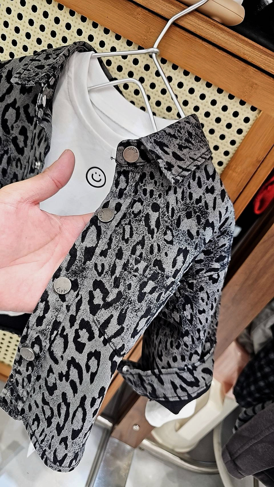 050C7713-7E14-427A-93BE-B7F1D8AA07C3