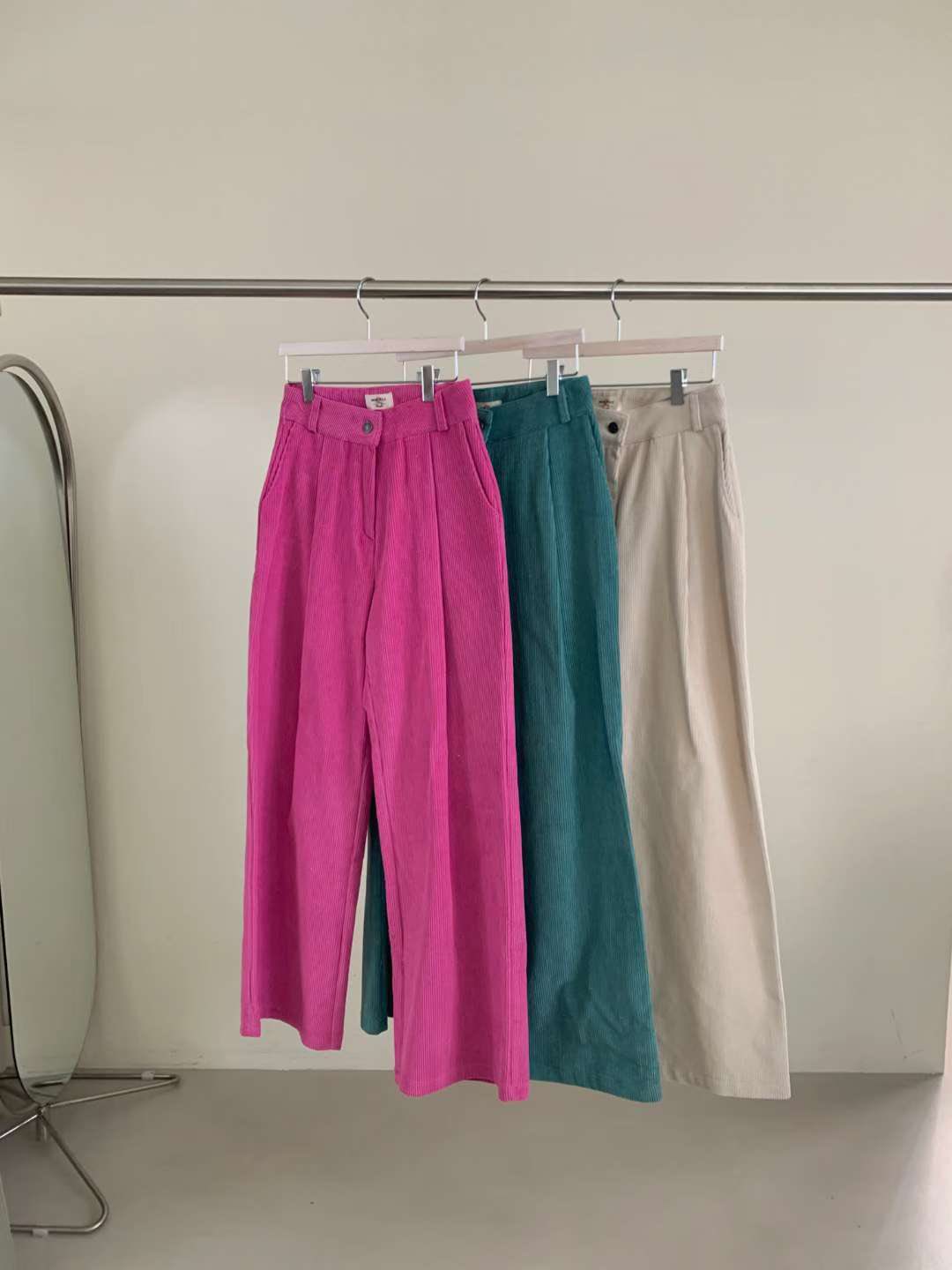 555962194_24389640317373354_3480824316882271444_n