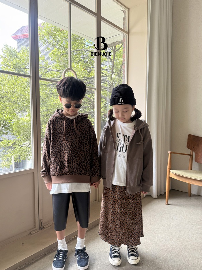 imgi_18_BENJ5SKX5082011_138P