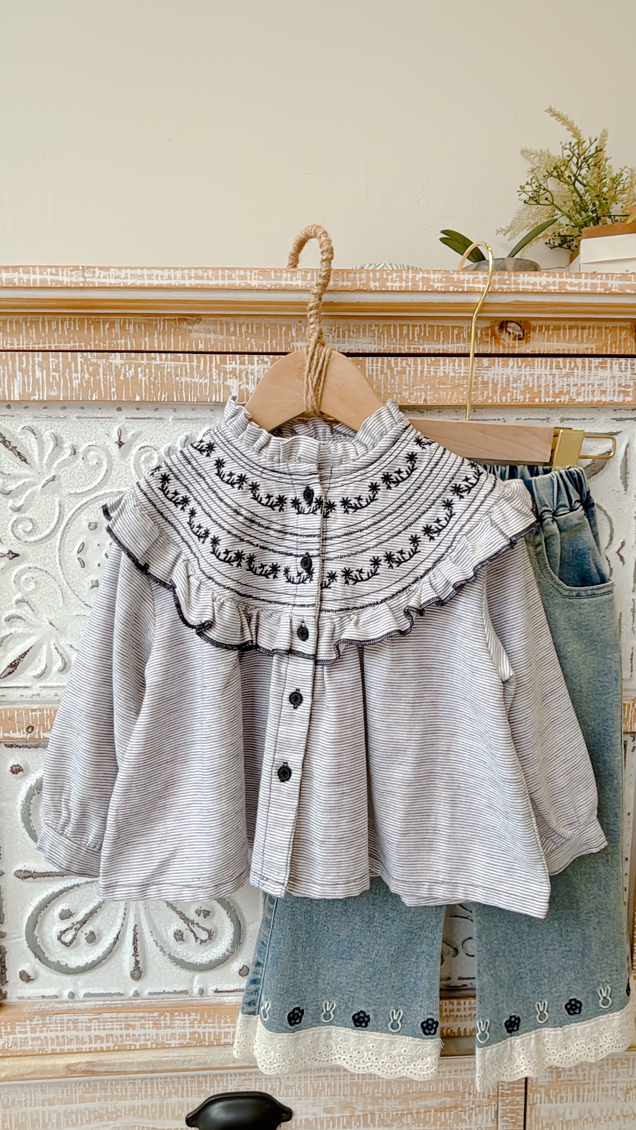 28FD4DB6-17BB-4E21-9C62-9B9D21A14ACE