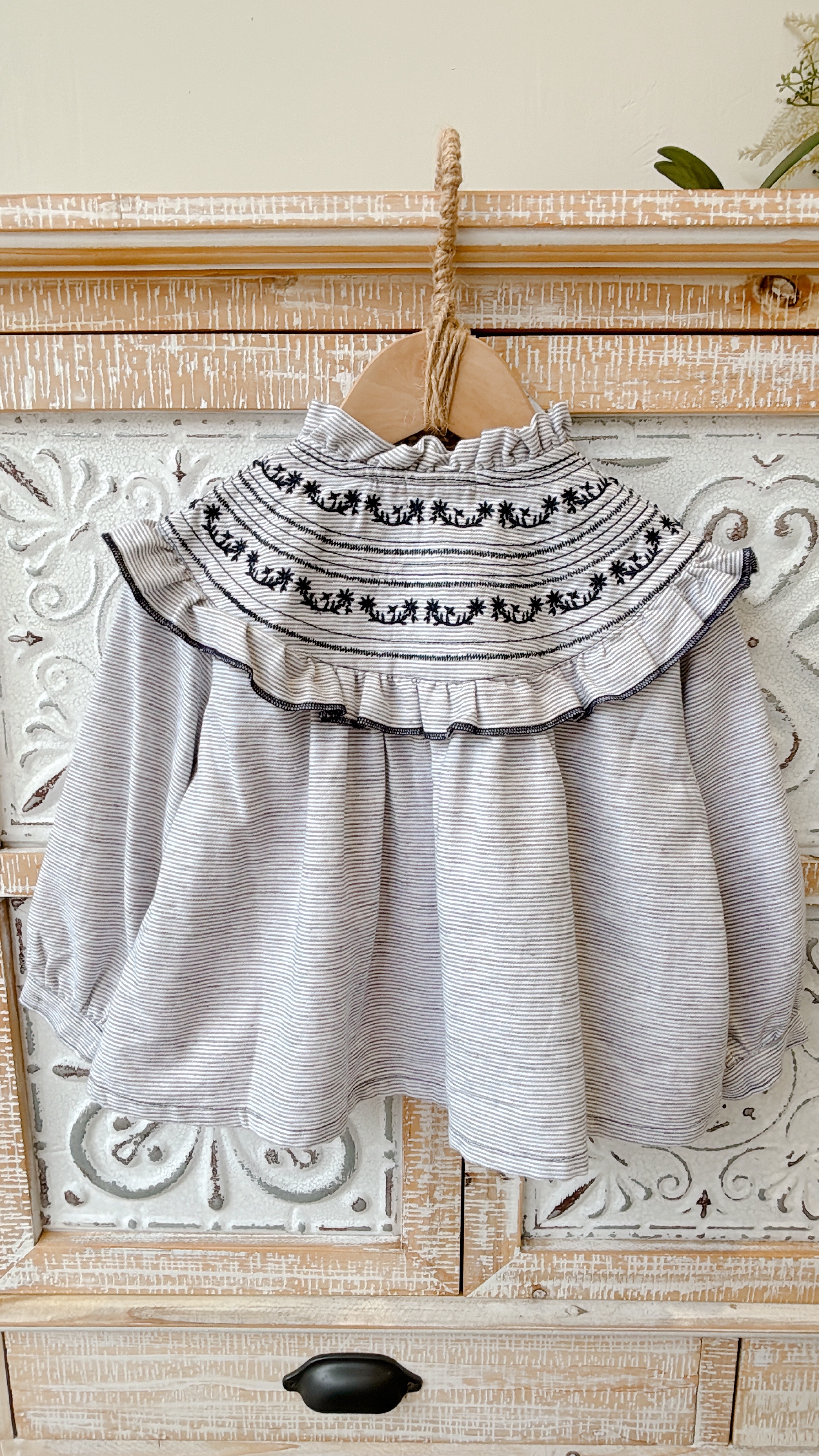 956445E3-0510-4AE5-B15B-2DC1E67E5406