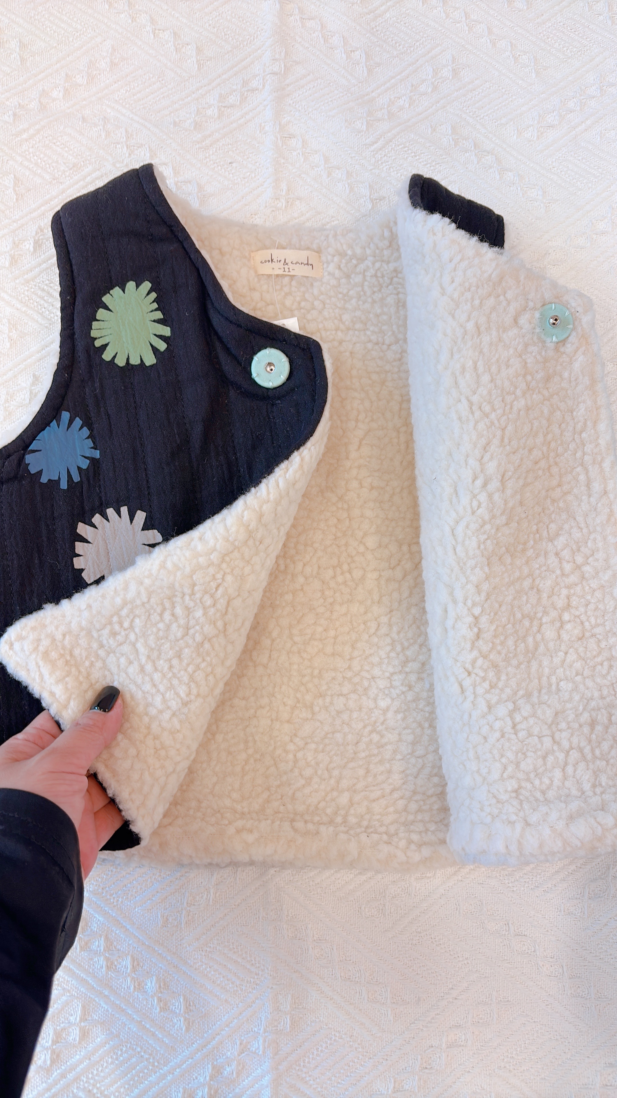 C5CDEE49-17BD-4077-898E-94073558BF13