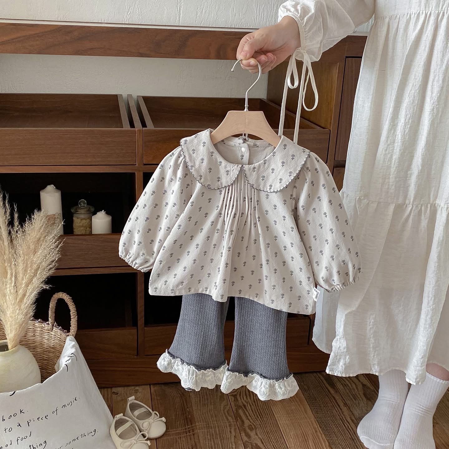 D4048AE5-A167-45AD-B76B-21200AB4DDD4