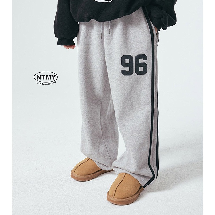 imgi_3_NTM5DRX5112013_181