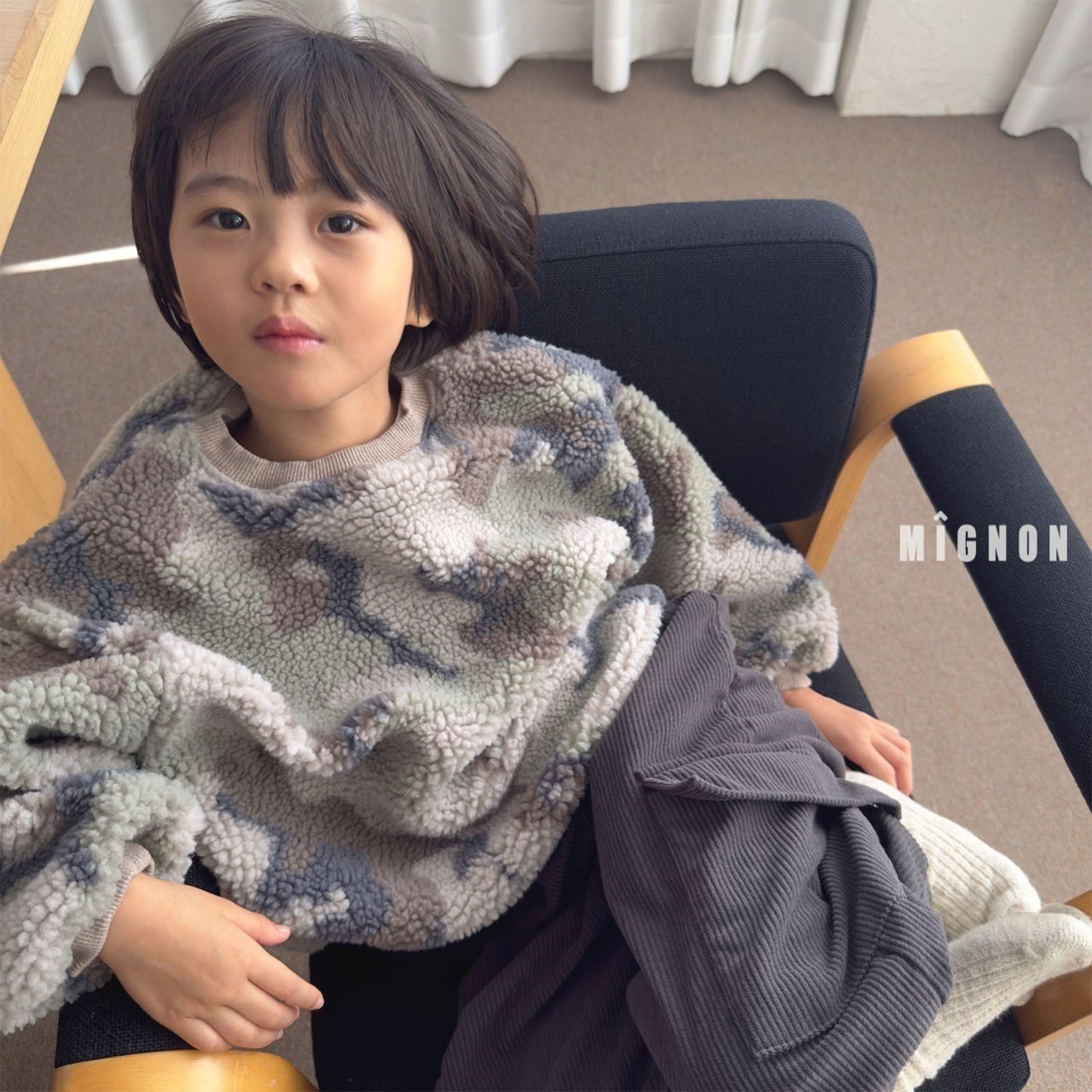 _8YxbT.5HXdM71qUL9_1