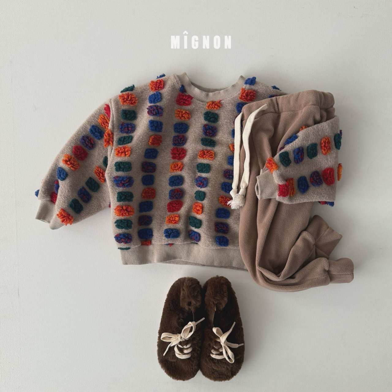 _8YxbT.7T1aFBmQUL9_18