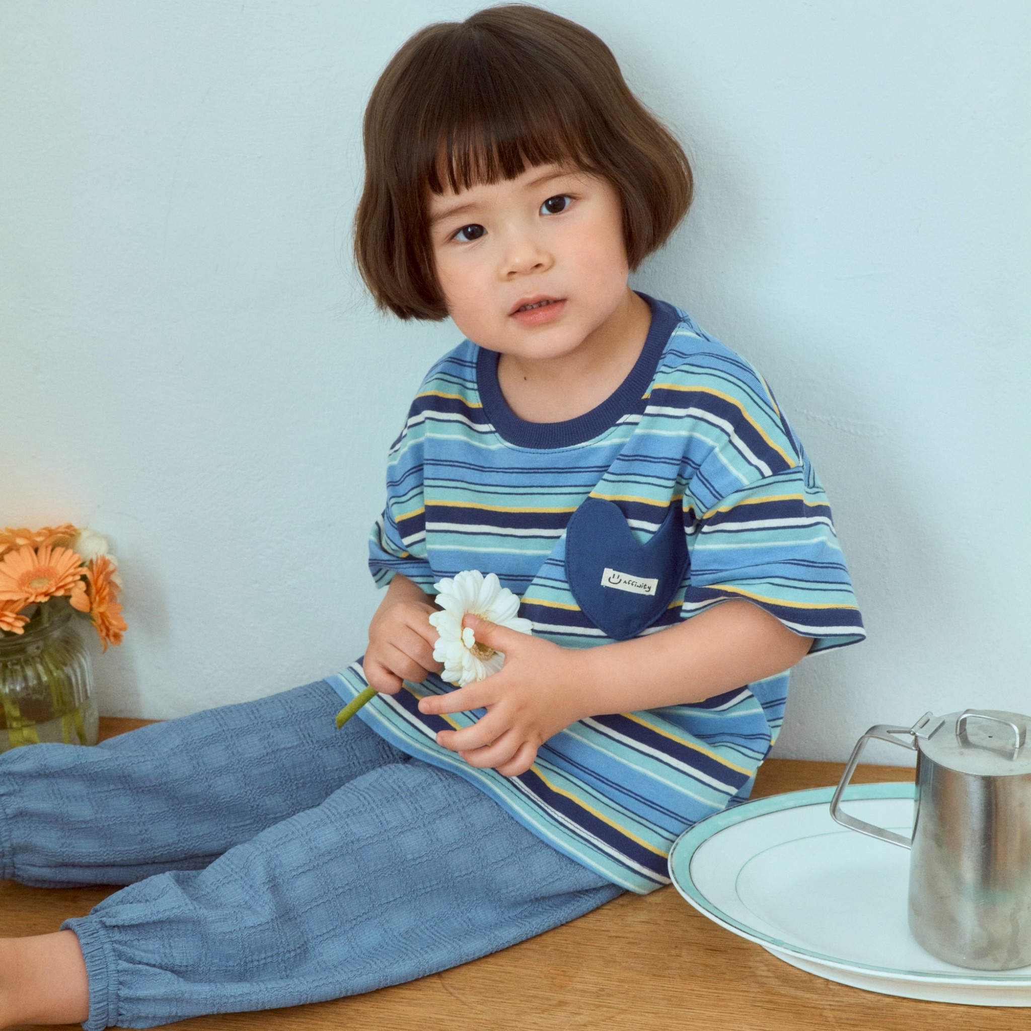 LINE_ALBUM_1st.blue夏_260310_180