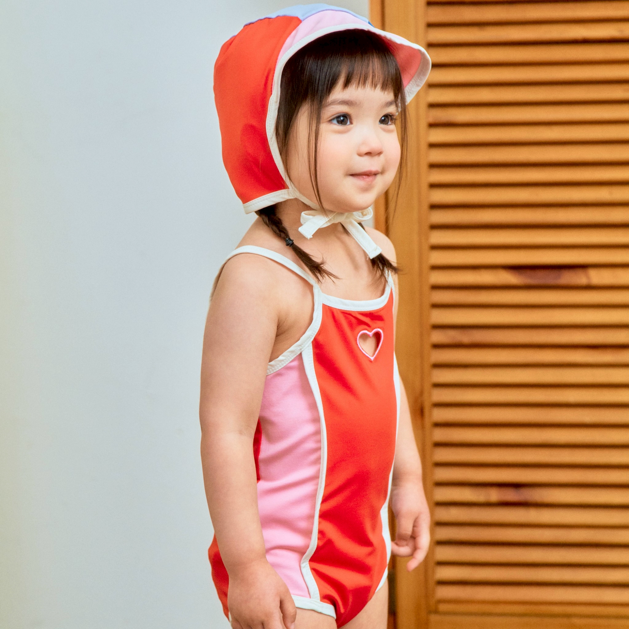 LINE_ALBUM_1st.blue夏_260310_151