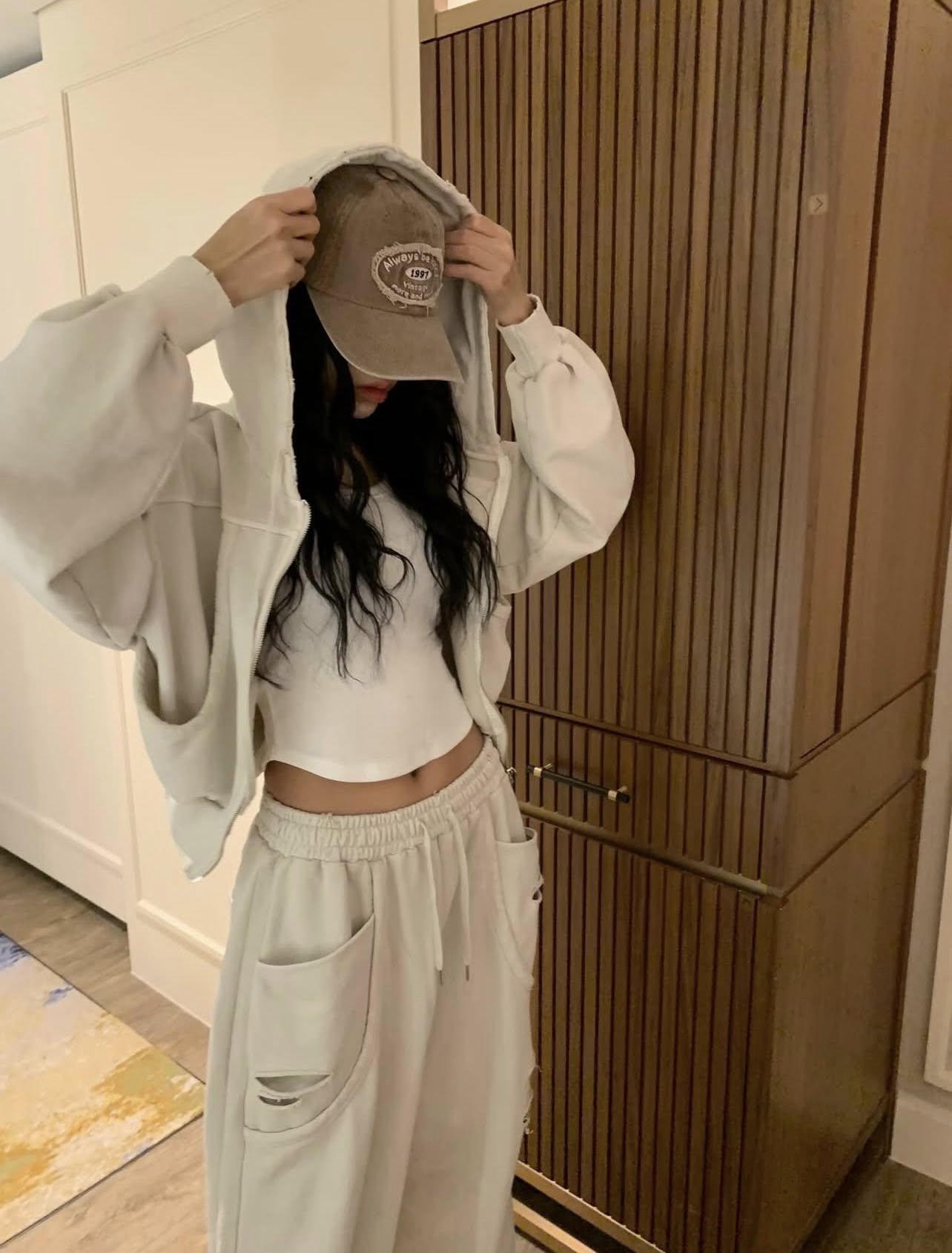 648857296_26355108704120386_3156419491984602495_n