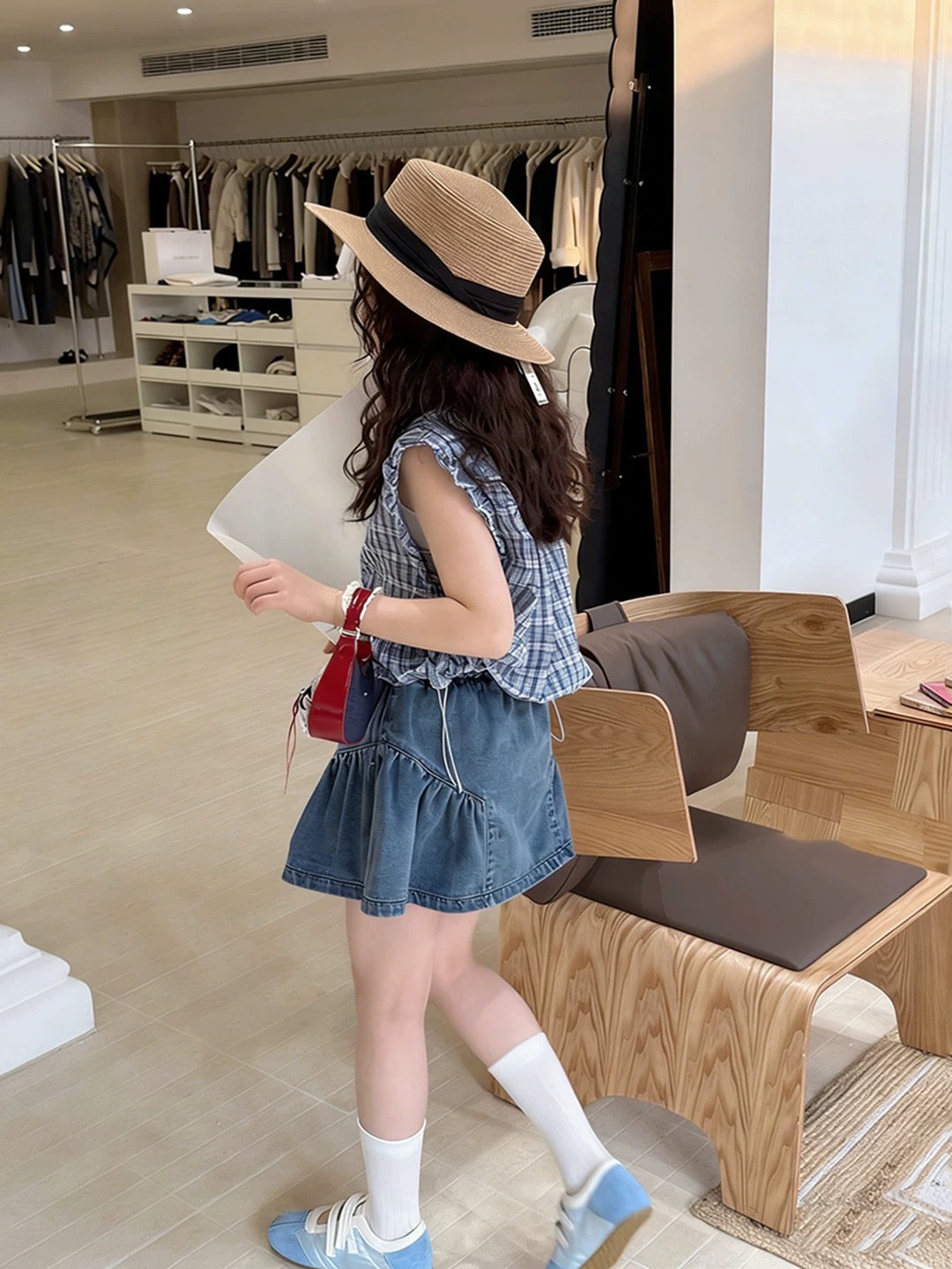 0F7D6786-47F2-4B60-AC13-E2397F420A84