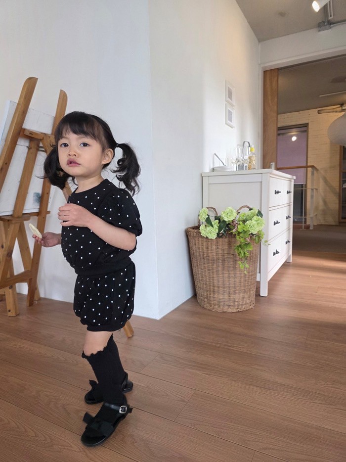 LINE_ALBUM_Color夏季_260331_104